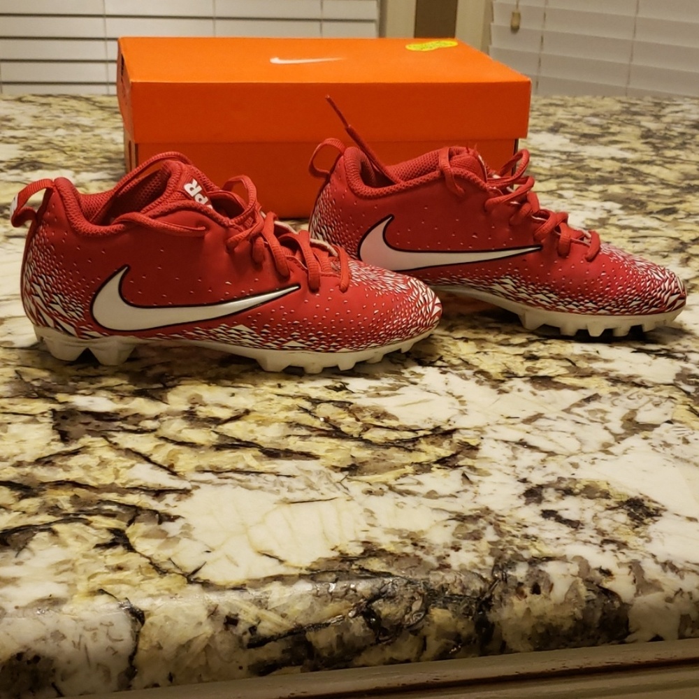 Youth Nike Vapor football cleats